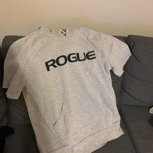 Rogue Shortsleeve hoodie